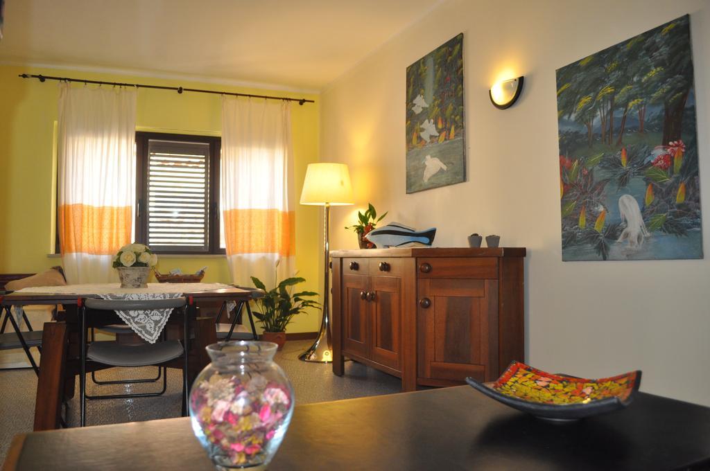 Bilocale Milu - Milu Holidays La Maddalena  Bagian luar foto