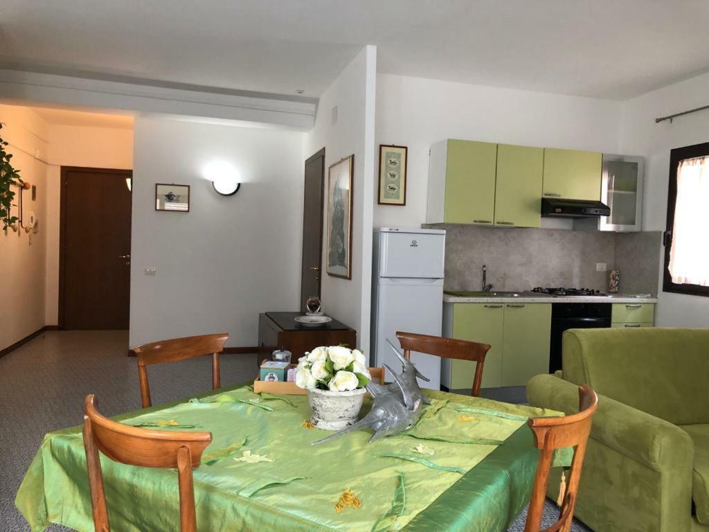 Bilocale Milu - Milu Holidays La Maddalena  Bagian luar foto