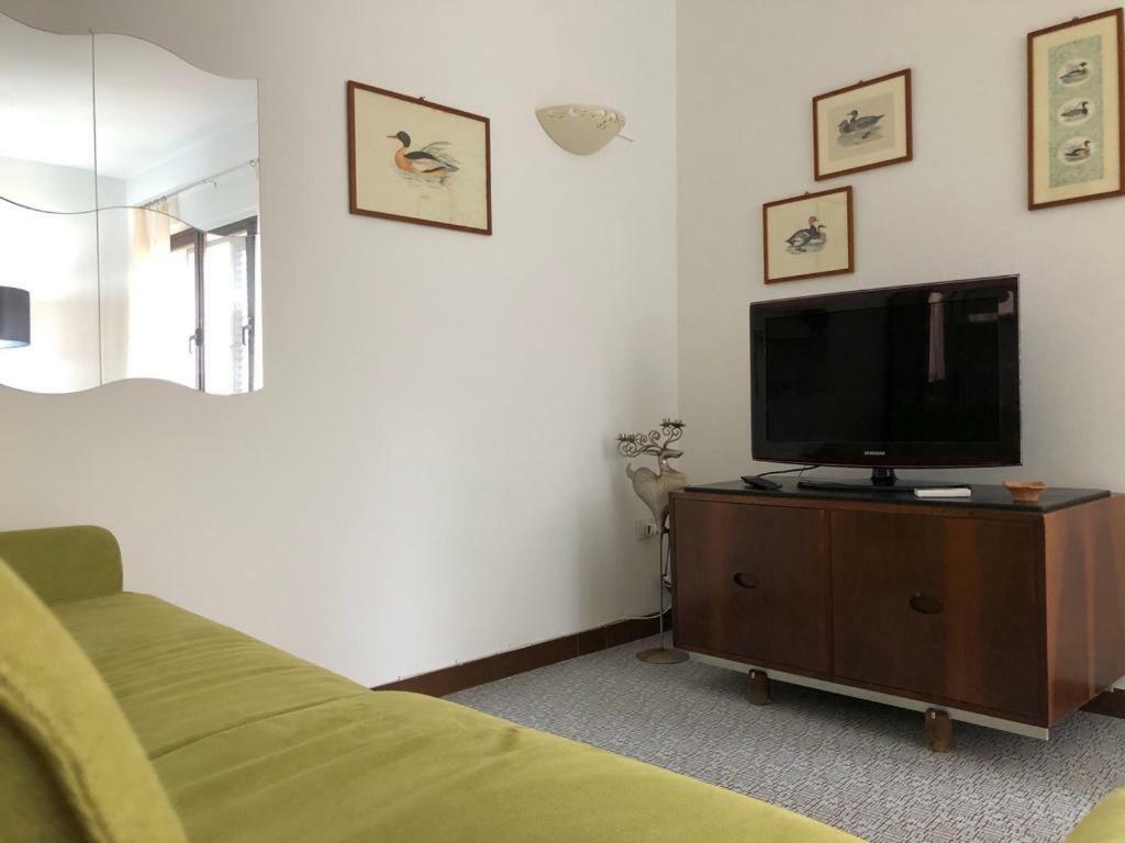 Bilocale Milu - Milu Holidays La Maddalena  Bagian luar foto